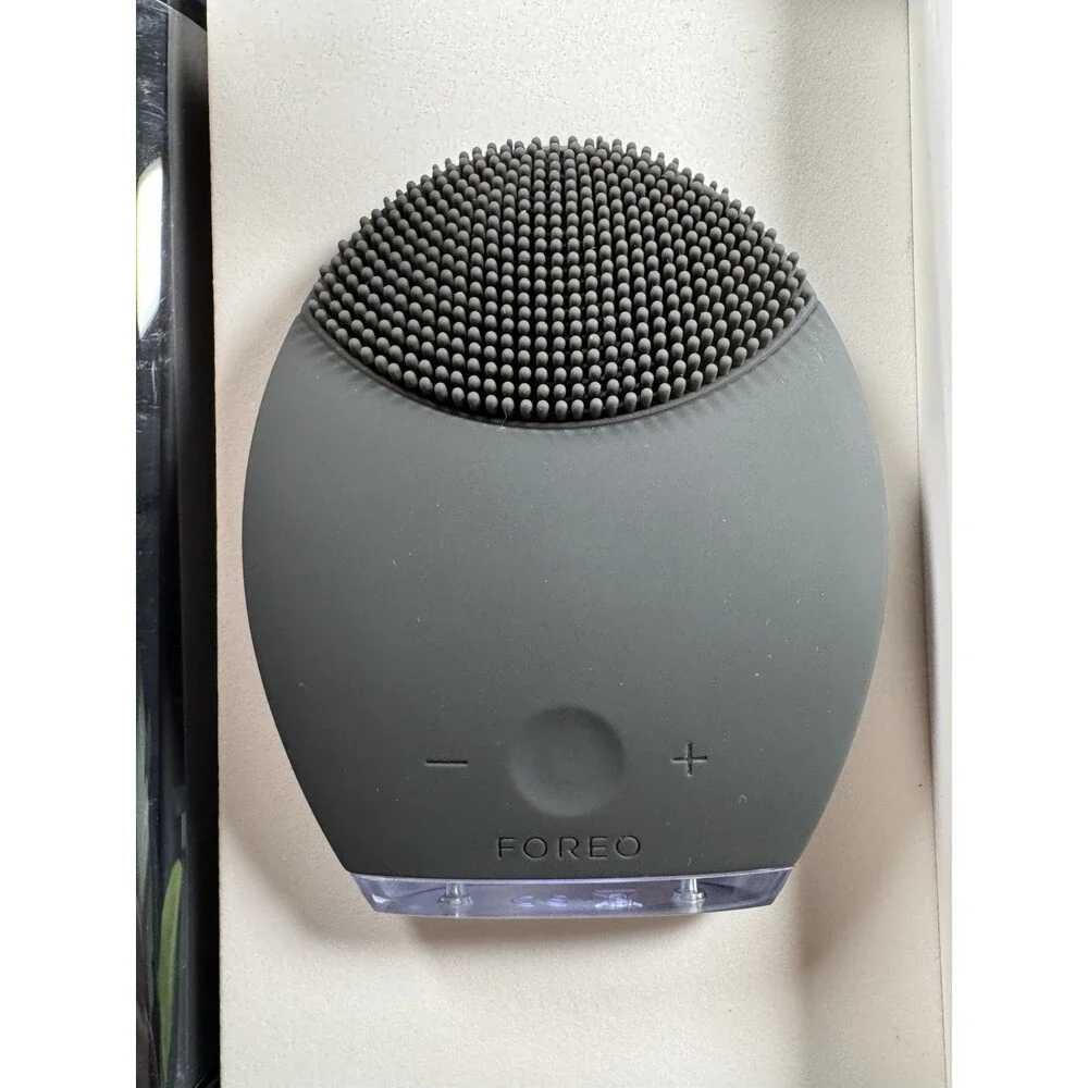 FOREO Luna Men's Smart Facial Cleansing & Anti-Aging Device - Black